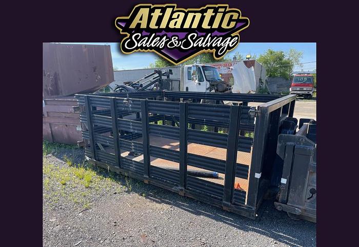 Used 2012 14-foot rack stake body for Ampliroll / Marrel