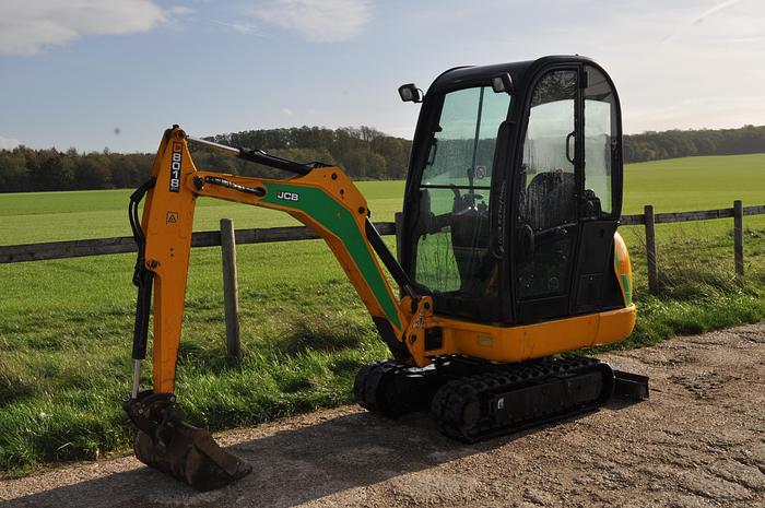 Used 2014 JCB 8018CTS