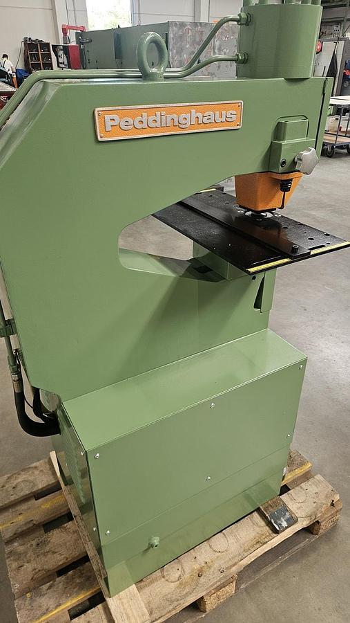Gebraucht Hydraulische Lochstanze Peddinghaus Hydraulic 300