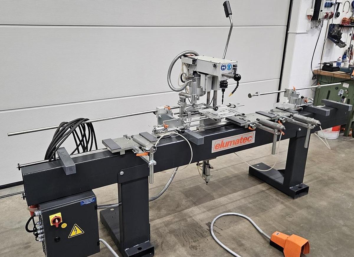 Gebraucht Türbandbohrmaschine Elumatec TBM 126