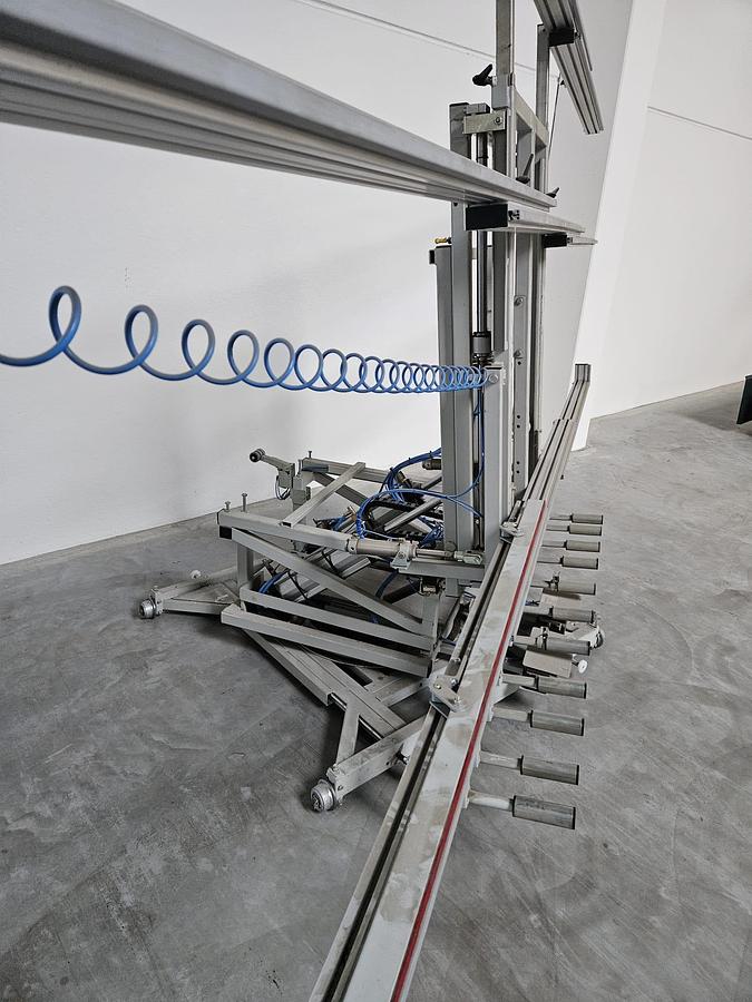 Gebraucht Pneumatisch kippbarer Montagetisch Ruchser mit Rollenbahn Übergabestation MKSEA 2 + RWGAT45-20