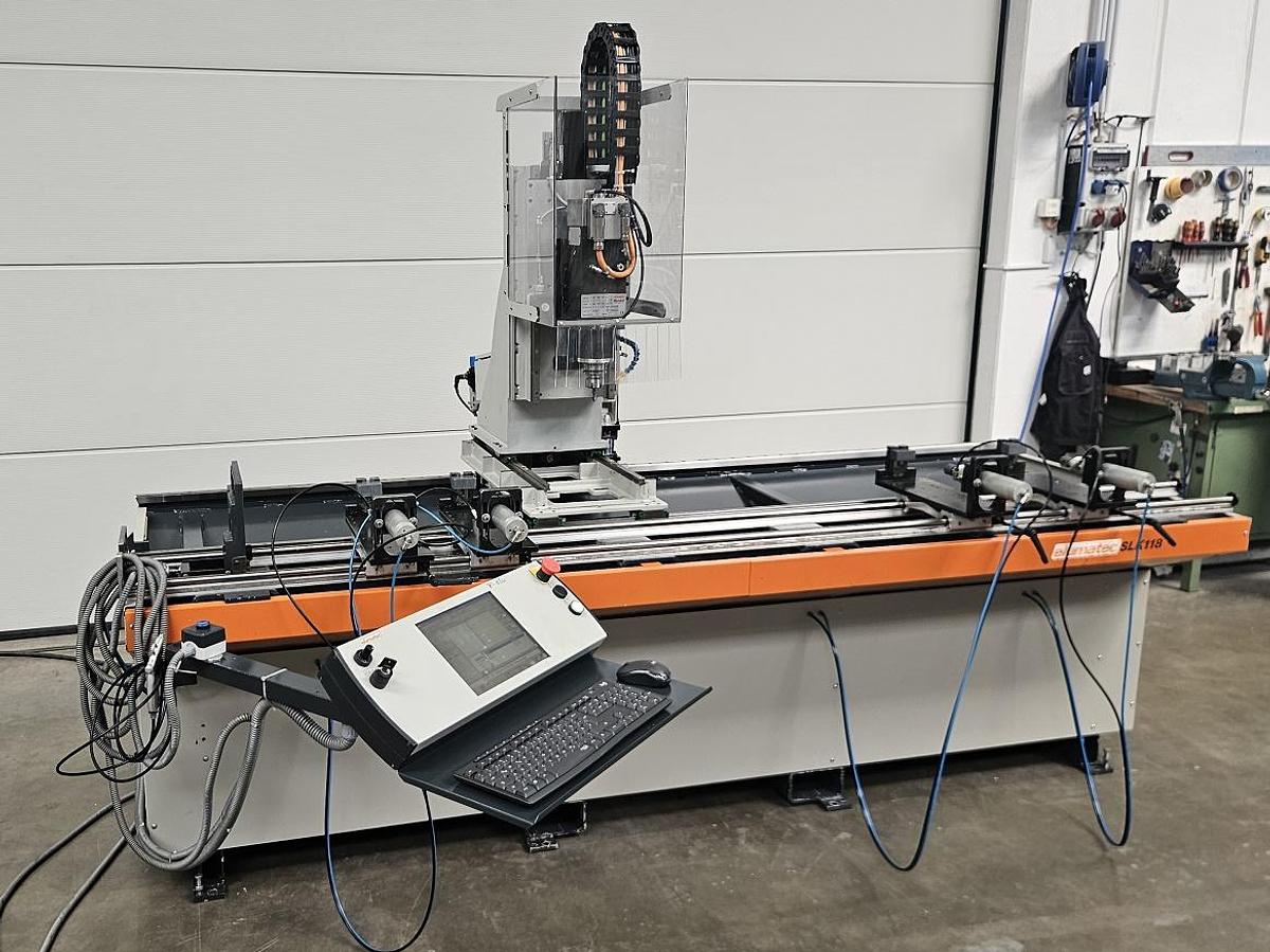 Gebraucht Bearbeitungszentrum Elumatec SLK 118