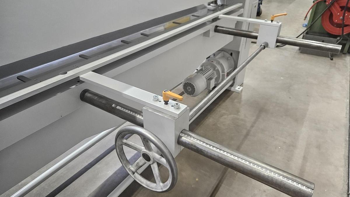 Gebraucht Schwenkbiegemaschine Fasti 2095-20-3