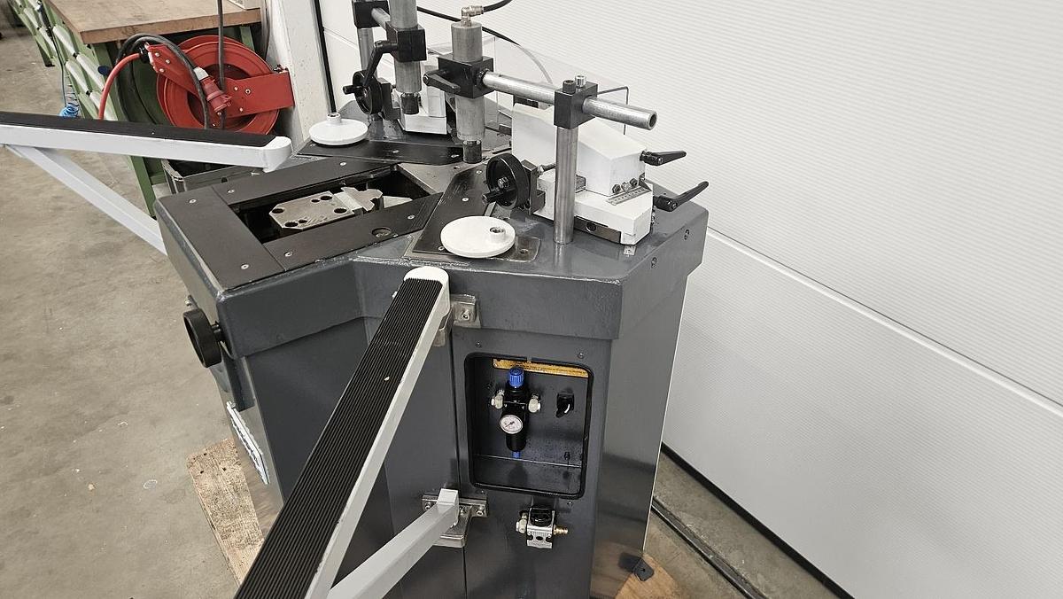 Gebraucht Eckverbindungspresse Pressta Eisele Pressta 2000