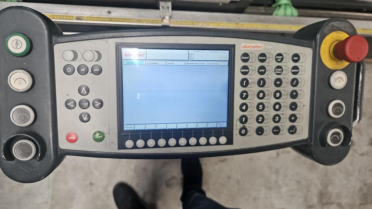 Gebraucht Doppelgehrungssäge Elumatec DG 244