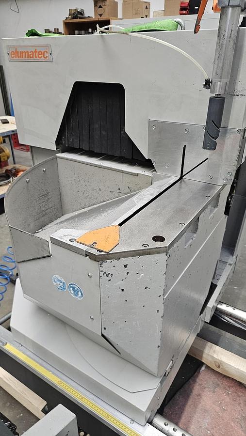Gebraucht Doppelgehrungssäge Elumatec DG 204