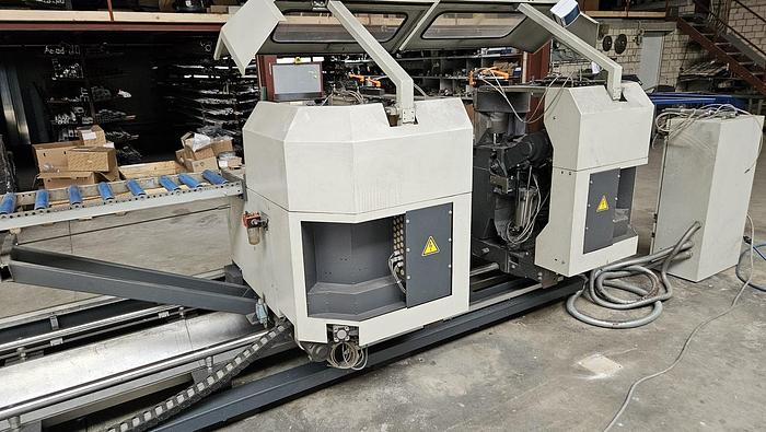Gebraucht Doppelgehrungssäge Elumatec DG 244
