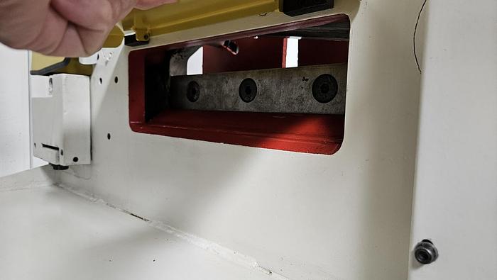 Gebraucht Profilstahlschere Mubea HIW 550