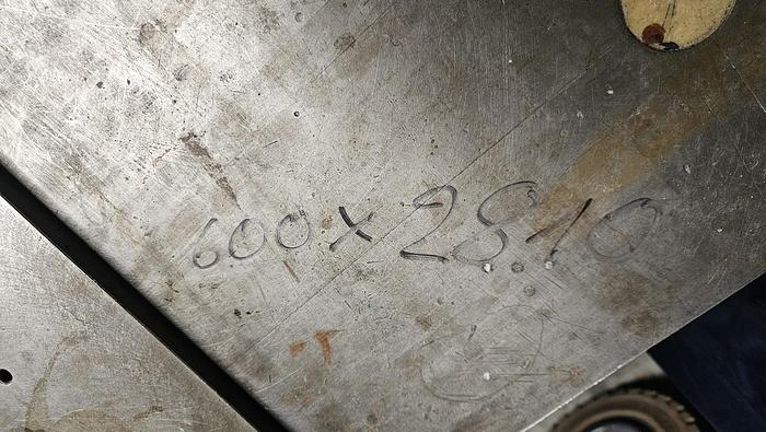 Gebraucht Diverse Richtplatten, Aufspanntische mit Füßen