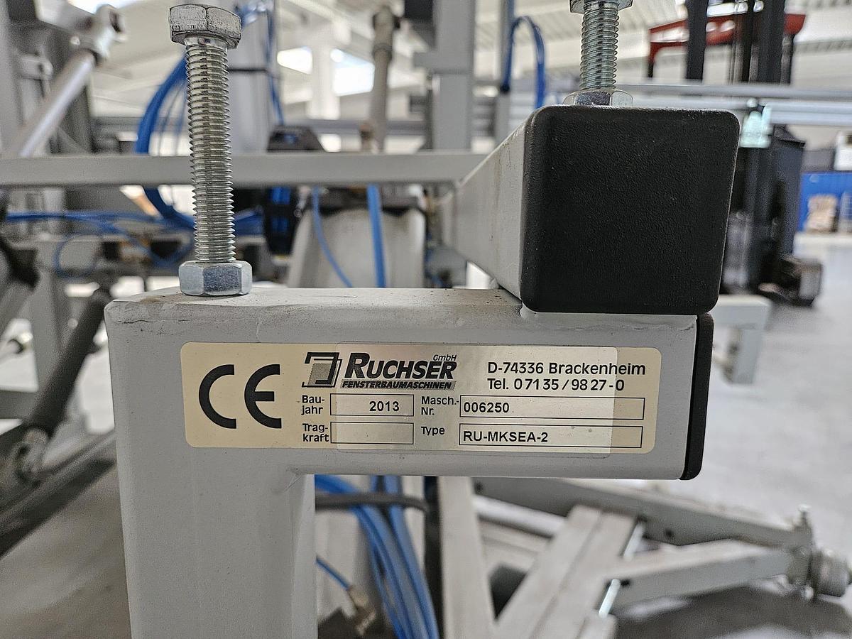 Gebraucht Pneumatisch kippbarer Montagetisch Ruchser mit Rollenbahn Übergabestation MKSEA 2 + RWGAT45-20