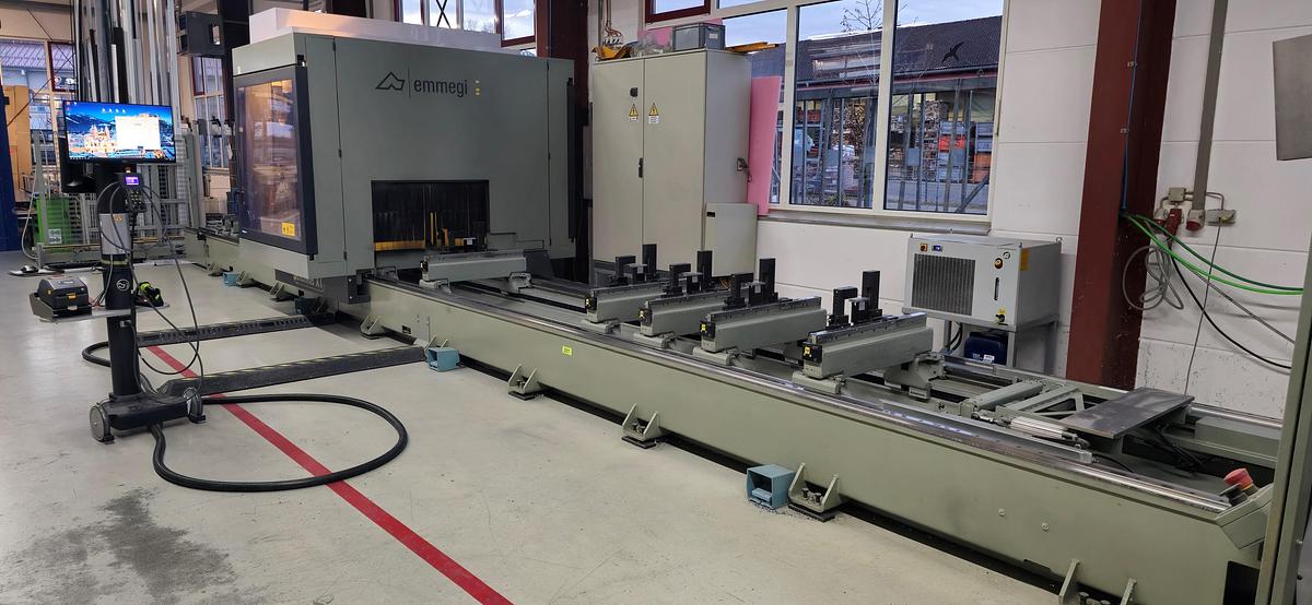 Gebraucht Bearbeitungszentrum Emmegi Satellite XT 10500