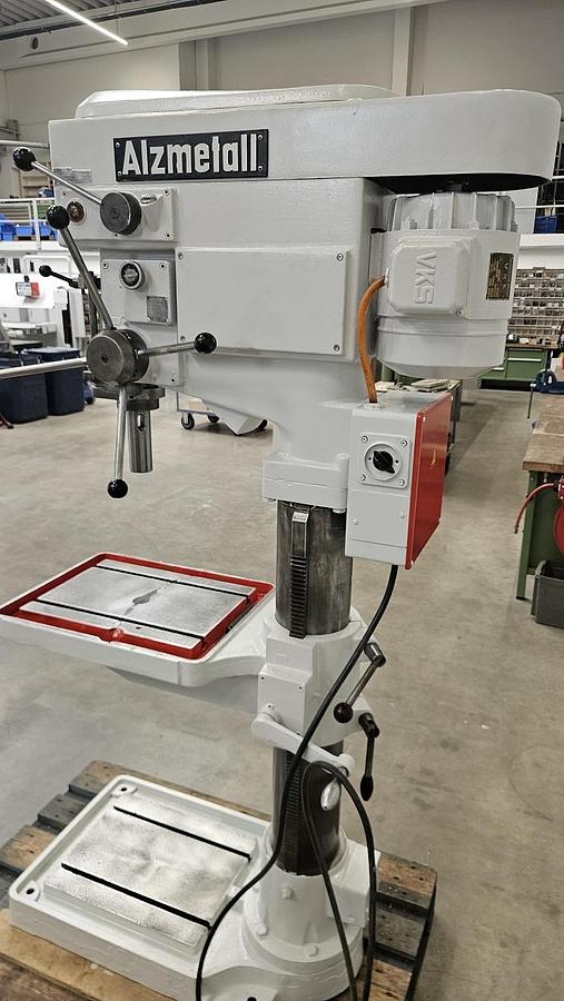 Gebraucht Säulenbohrmaschine Alzmetall AB 4 SV