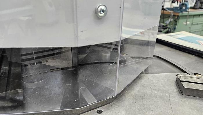 Gebraucht Ausklinkmaschine Indumasch V 206