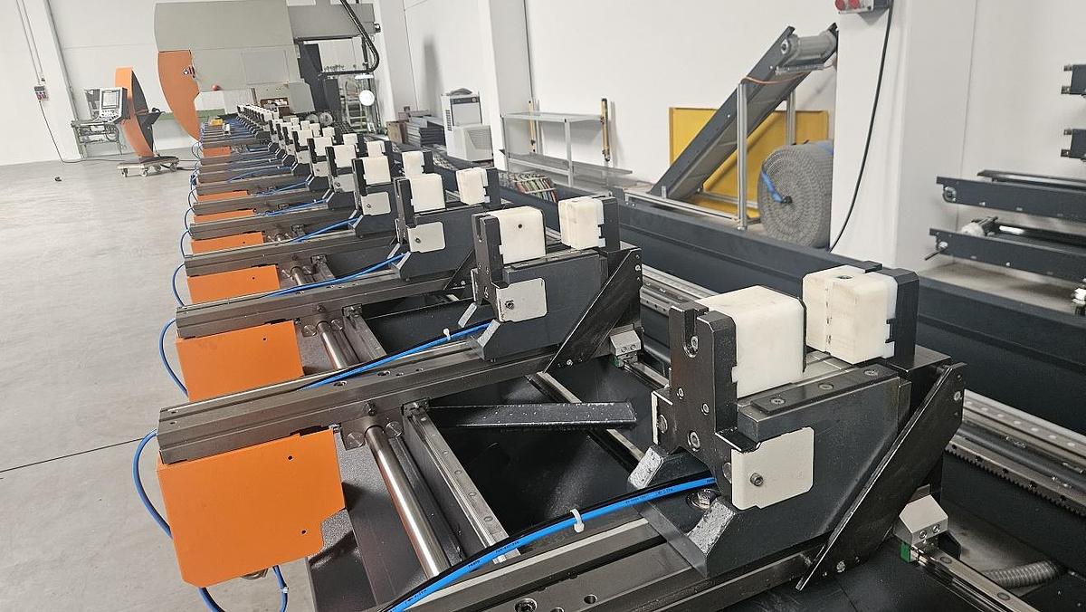 Gebraucht Bearbeitungszentrum Elumatec SBZ 151