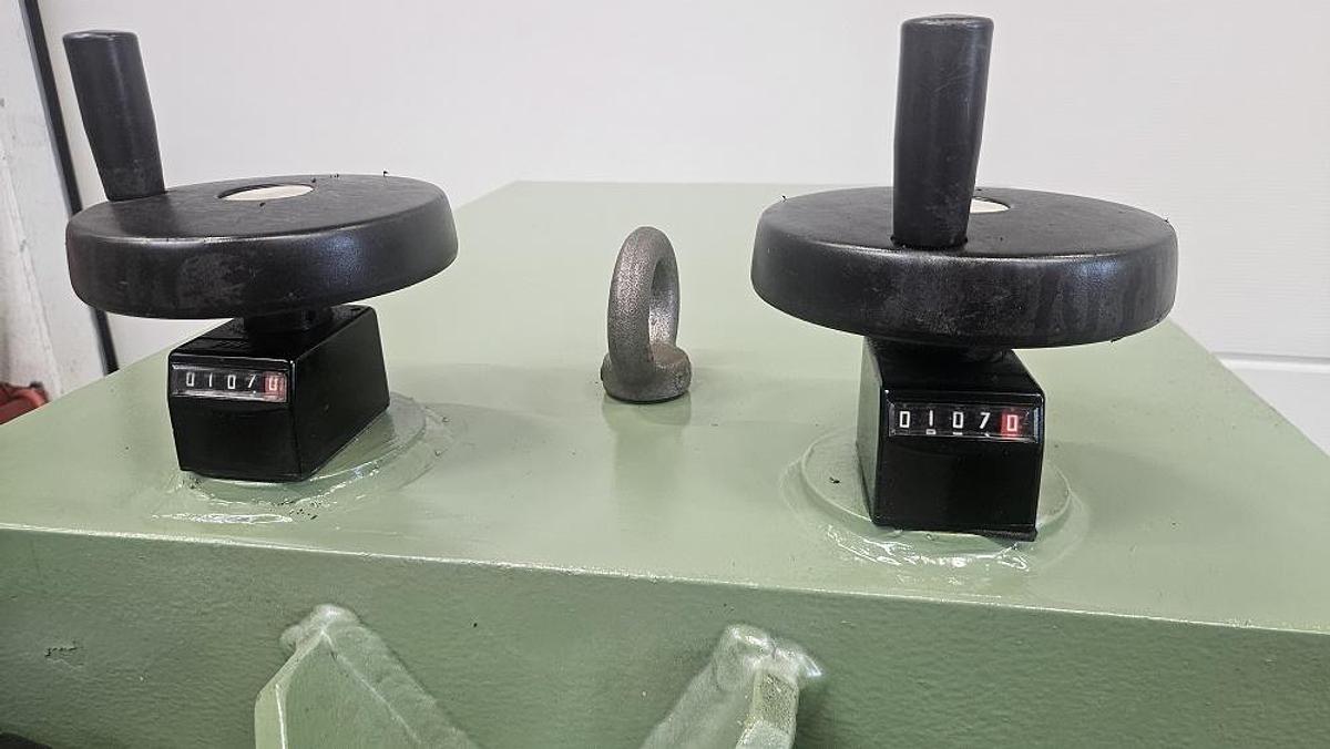 Gebraucht Ringbiegemaschine Comac 303 HV