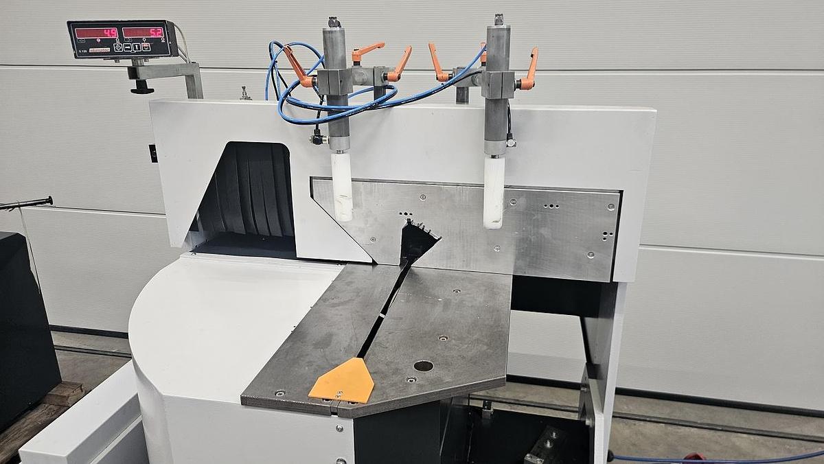Gebraucht Aluminiumsäge Elumatec MGS 205