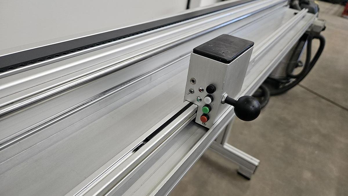 Gebraucht Längenanschlag Hecht Positiomat 535 mit Glasleistenmeßschieber