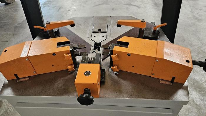 Gebraucht Eckverbindungspresse Anton / Rapid HP 208