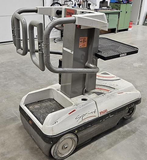 Gebraucht Arbeitsbühne / Kommissionierer Braviisol Lui Mini S.K.