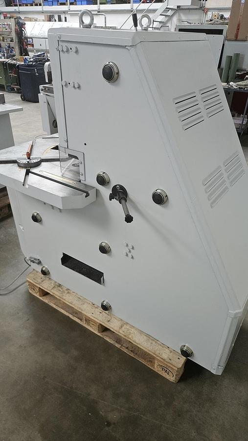 Gebraucht Ausklinkmaschine Indumasch V 204