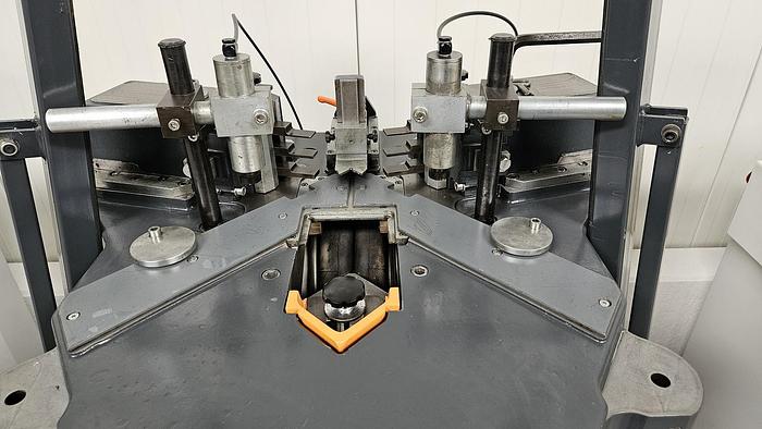 Gebraucht Eckverbindungspresse Elumatec EP 124