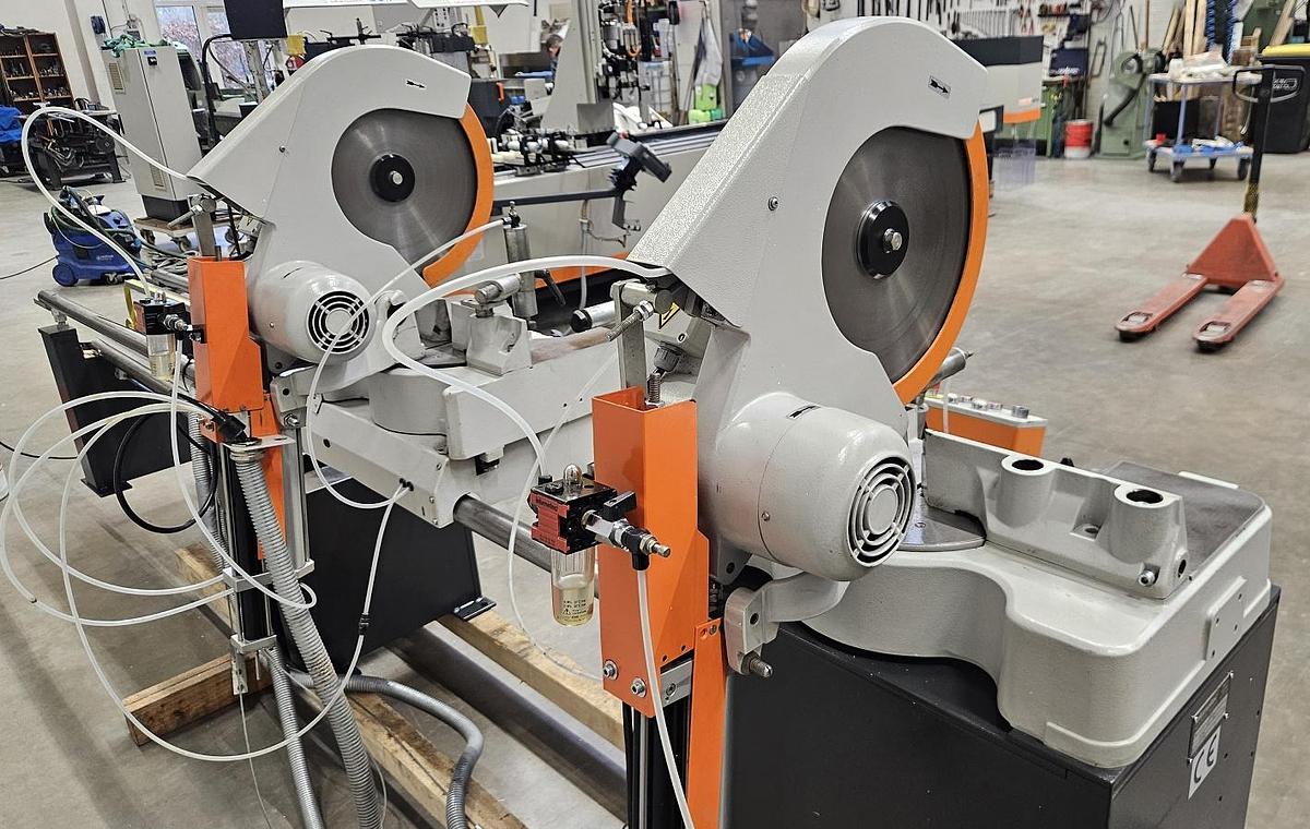 Gebraucht Doppelgehrungssäge Elumatec DG 79