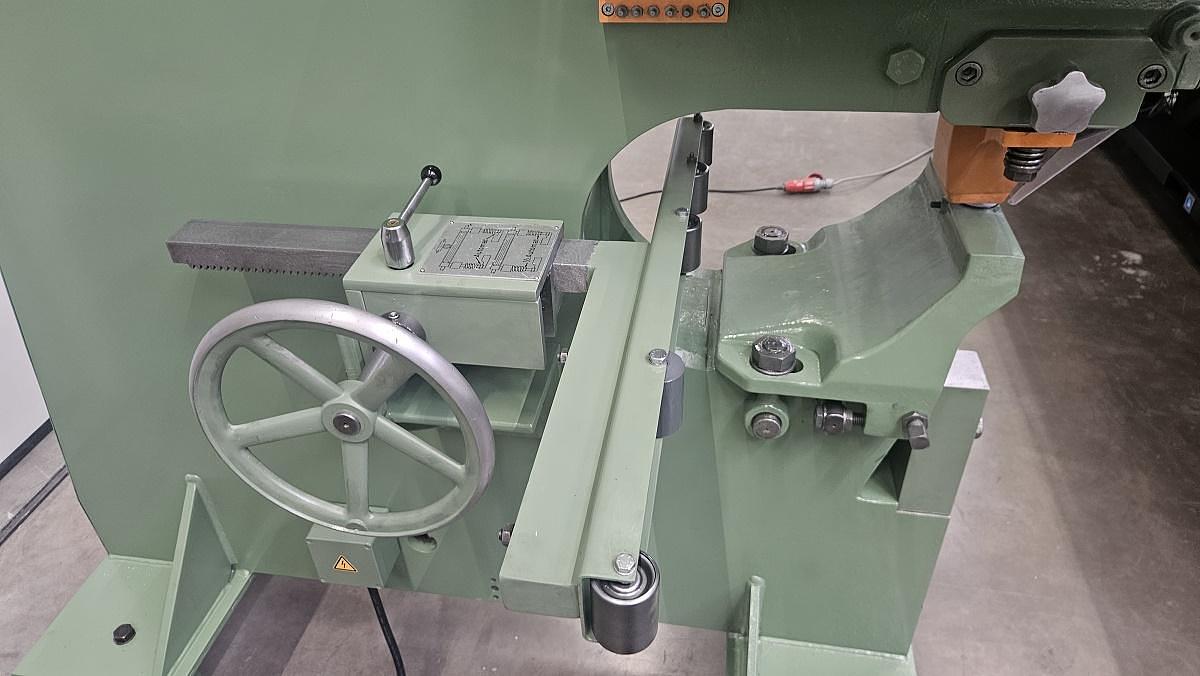 Gebraucht Lochstanze Peddinghaus 225 B 100