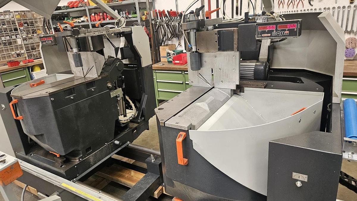 Gebraucht Doppelgehrungssäge Elumatec DG 244