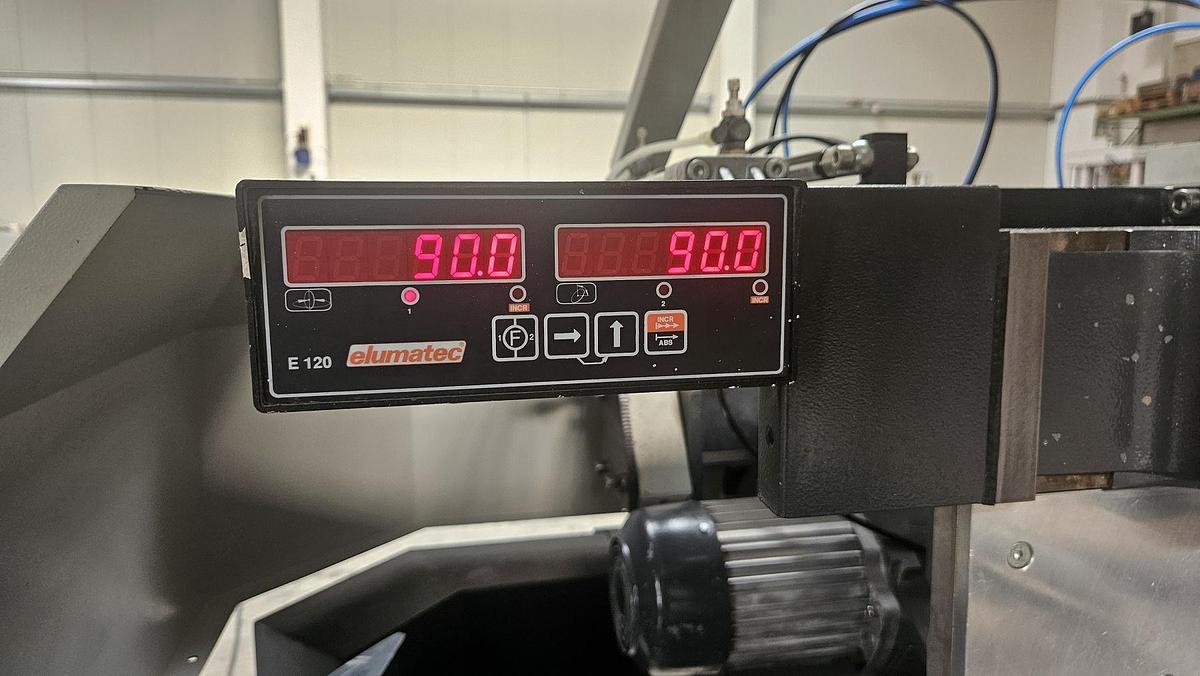 Gebraucht Doppelgehrungssäge Elumatec DG 244