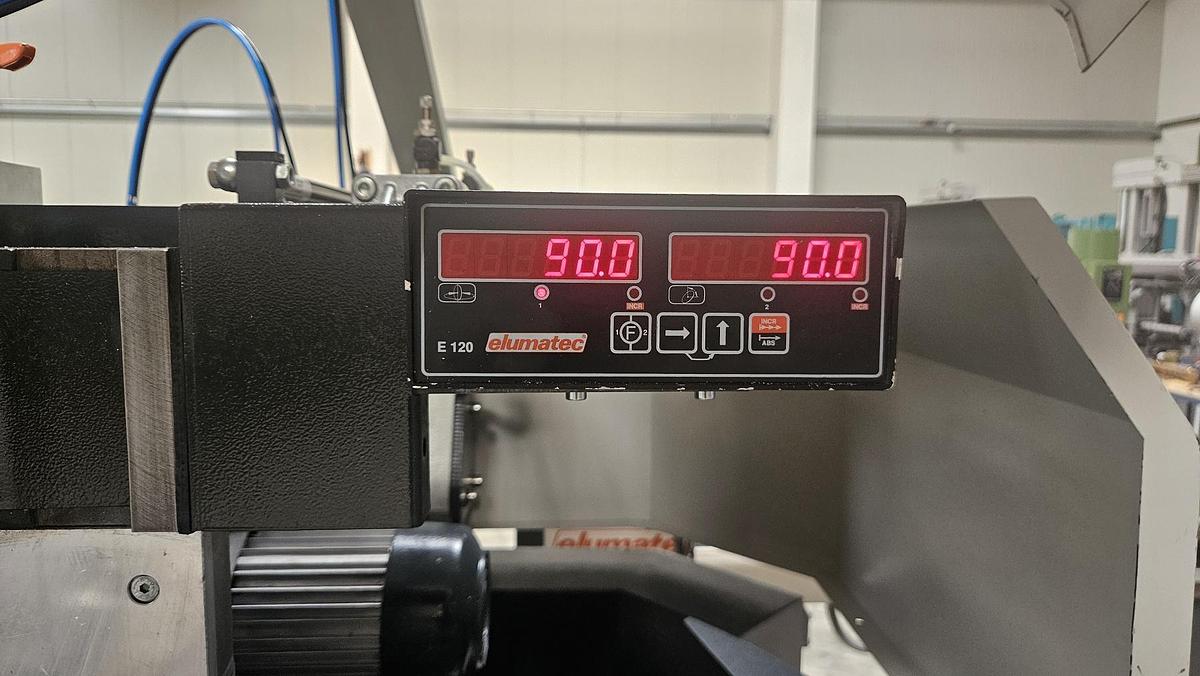 Gebraucht Doppelgehrungssäge Elumatec DG 244