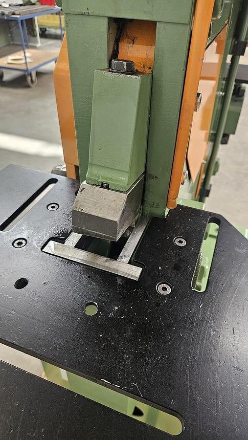 Gebraucht Profilstahlschere Peddinghaus Peddiworker 800