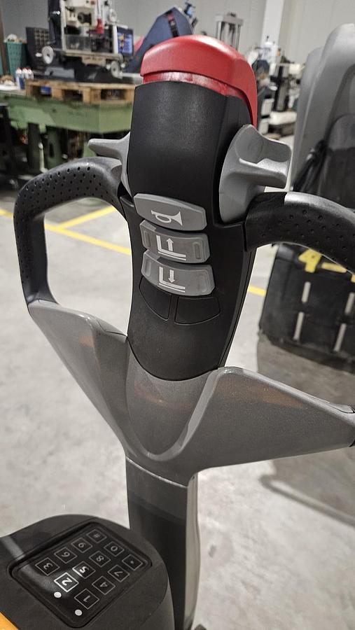 Gebraucht Elektro-Hubwagen Still EXU 18