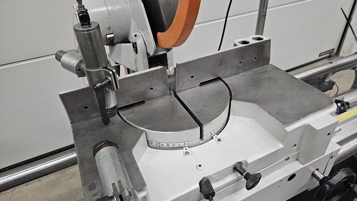 Gebraucht Doppelgehrungssäge Elumatec DG 79