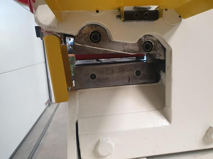 Gebraucht Profilstahlschere Mubea MIW 400