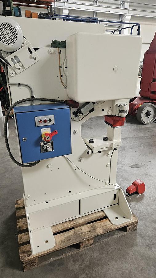 Gebraucht Lochstanze Mubea KL 750