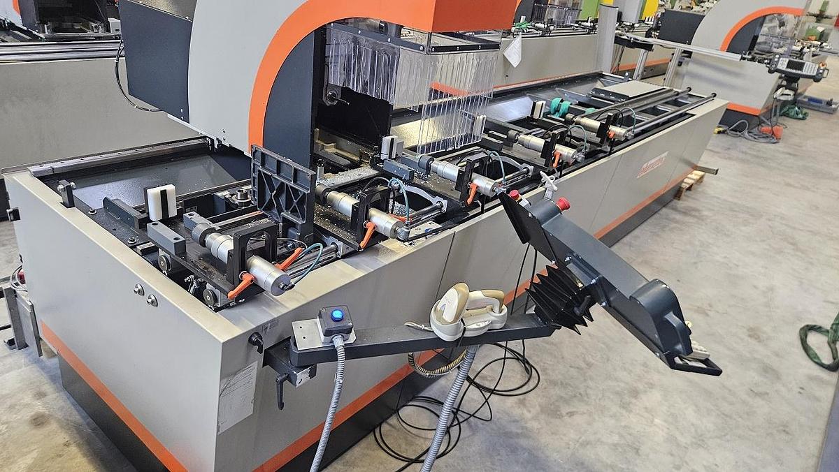 Gebraucht Bearbeitungszentrum Elumatec SBZ 122