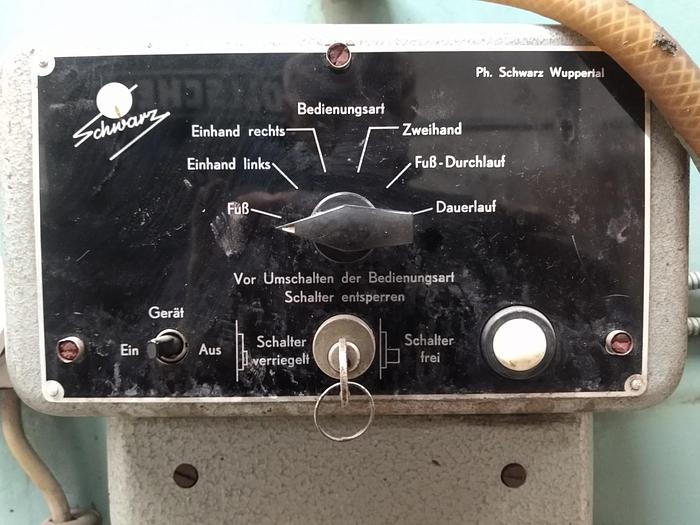 Gebraucht Exzenterpresse Müller 135 t