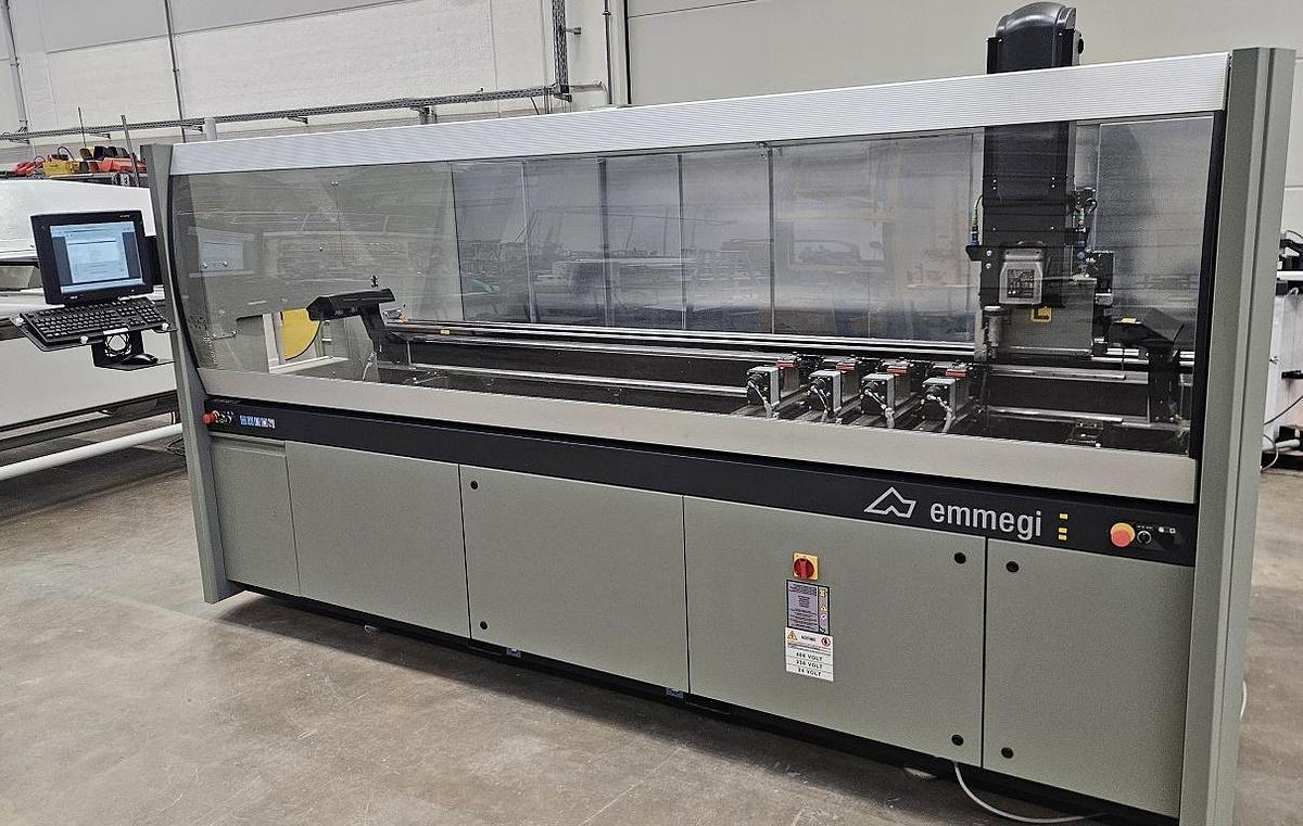 Gebraucht Bearbeitungszentrum Emmegi Phantomatic M3