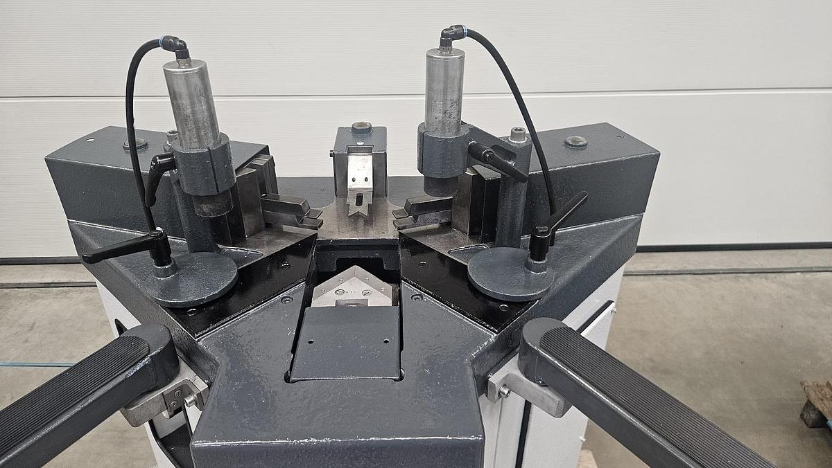 Gebraucht Eckverbindungspresse Pressta Eisele PV 8