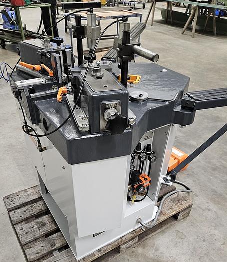 Gebraucht Eckverbindungspresse Elumatec EP 124