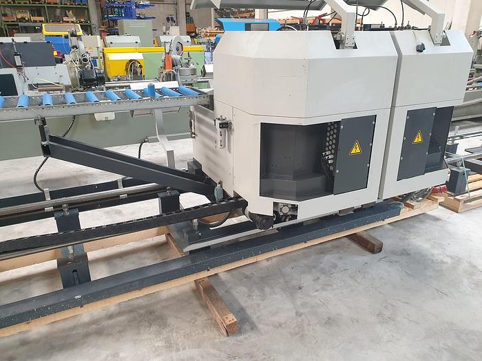 Gebraucht Doppelgehrungssäge Elumatec DG 244