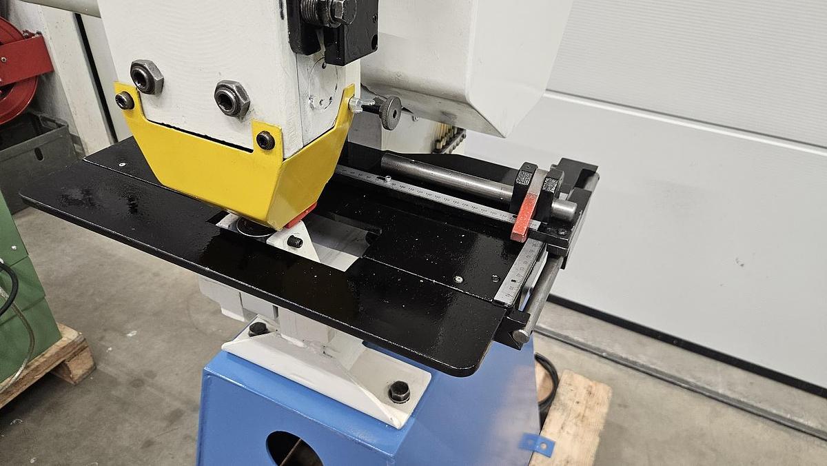 Gebraucht Lochstanze Mubea KL 350