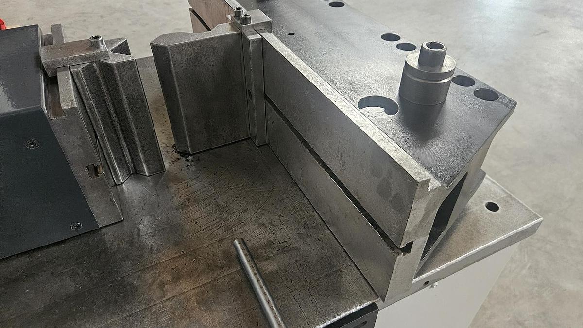 Gebraucht Horizontalbiegemaschine Kunkel Eco 30