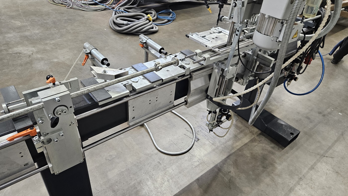 Gebraucht Türbandbohrmaschine Elumatec TBM 126