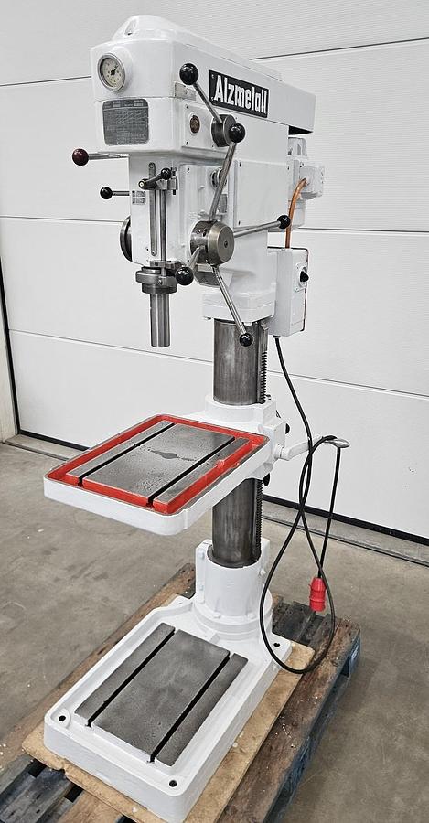 Gebraucht Säulenbohrmaschine Alzmetall AB 4 SV