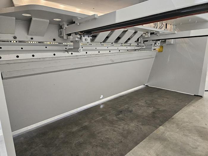 Gebraucht Tafelschere LVD MVB 25-6,35