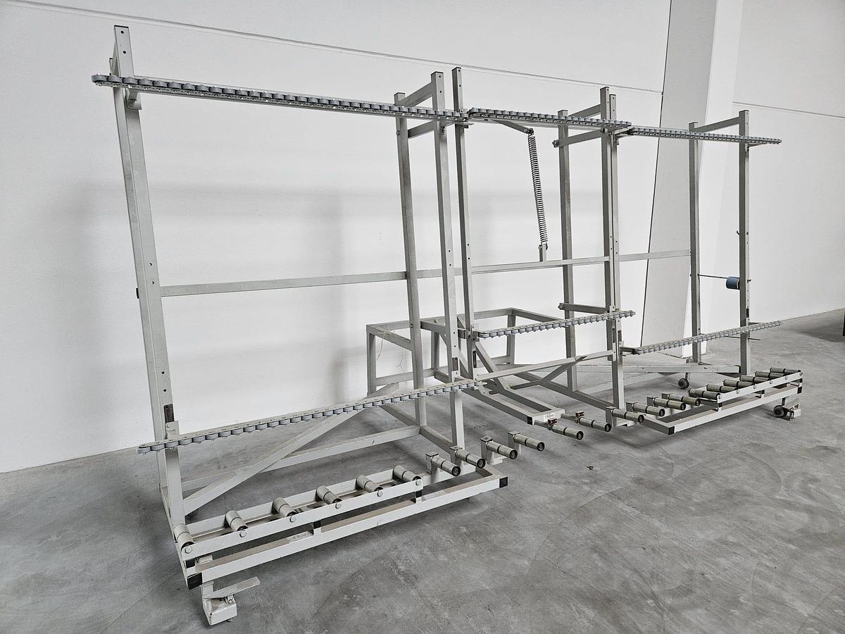 Gebraucht Pneumatisch kippbarer Montagetisch Ruchser mit Rollenbahn Übergabestation MKSEA 2 + RWGAT45-20