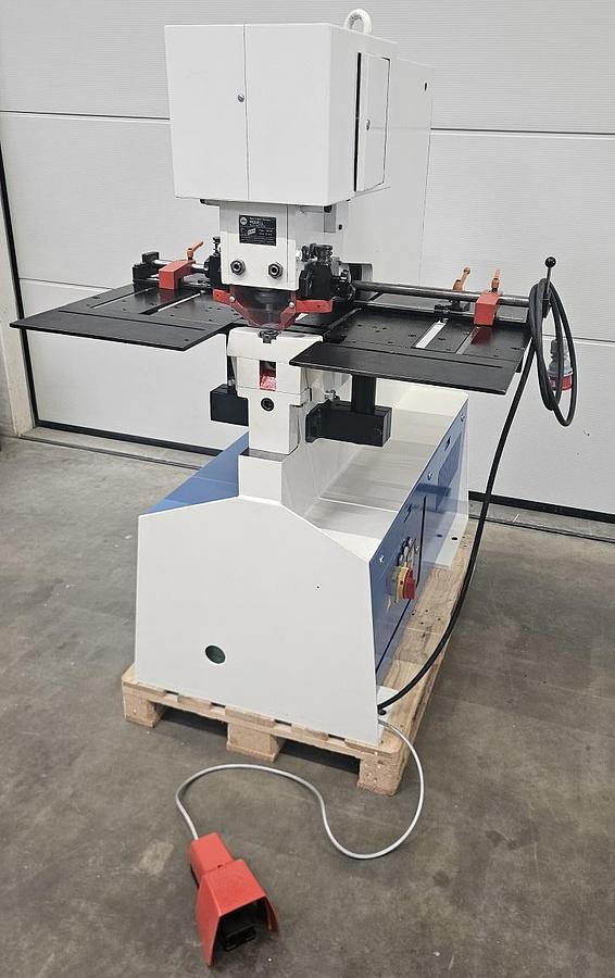 Gebraucht Mubea KLH 300