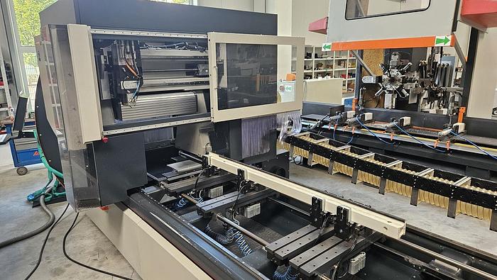 Gebraucht Bearbeitungszentrum Elumatec SBZ 140