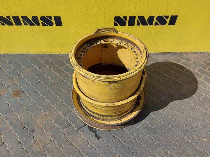 Used CAT 980 FEL Rims